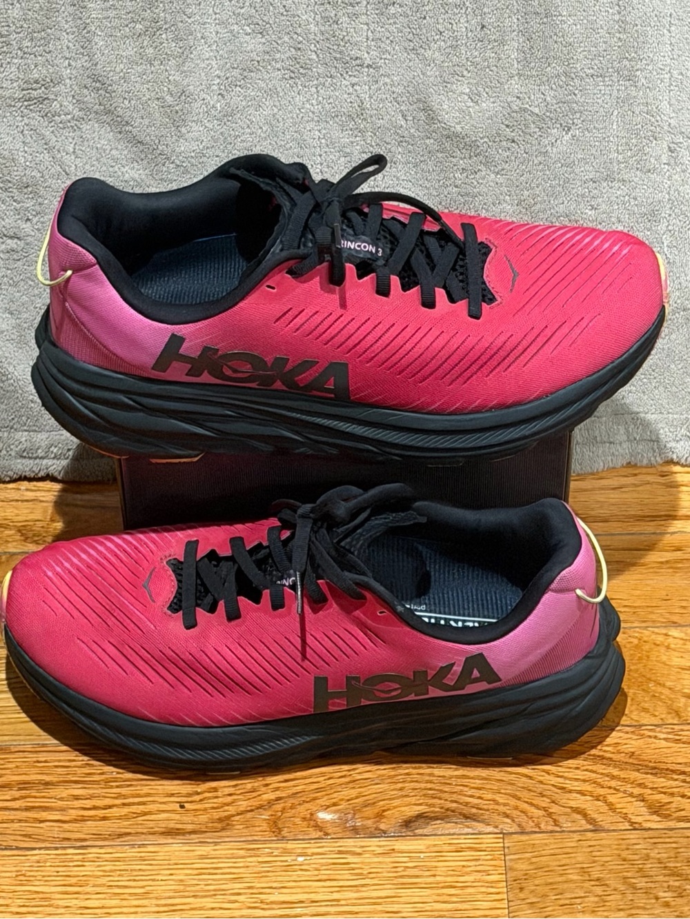 Hoka One One Rincon 3 Women’s Size 11 Raspberry Black Running Shoes 1119396 RSRW